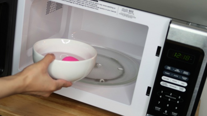 how to sanitize a sponge in the microwave