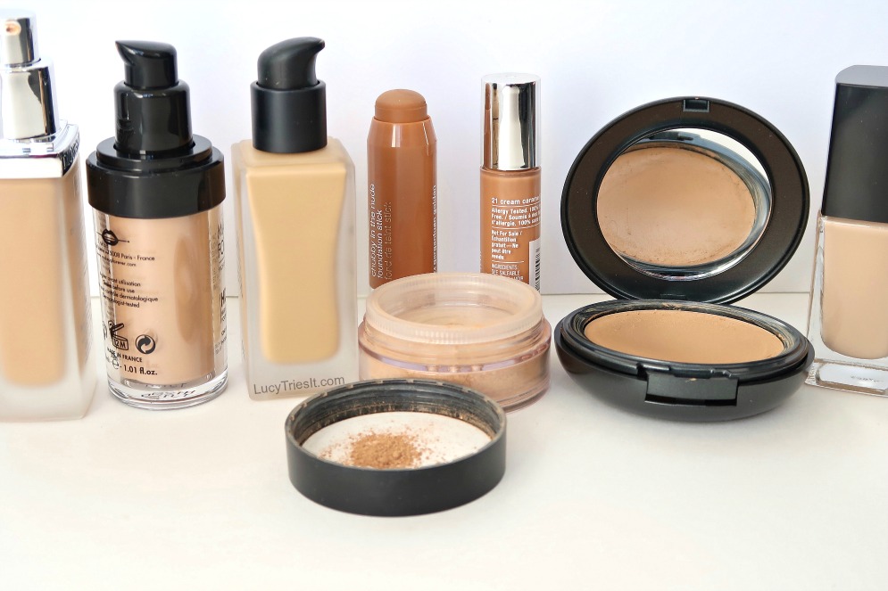 What type of foundation is best for oily skin