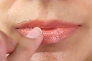 how to mattify lipstick