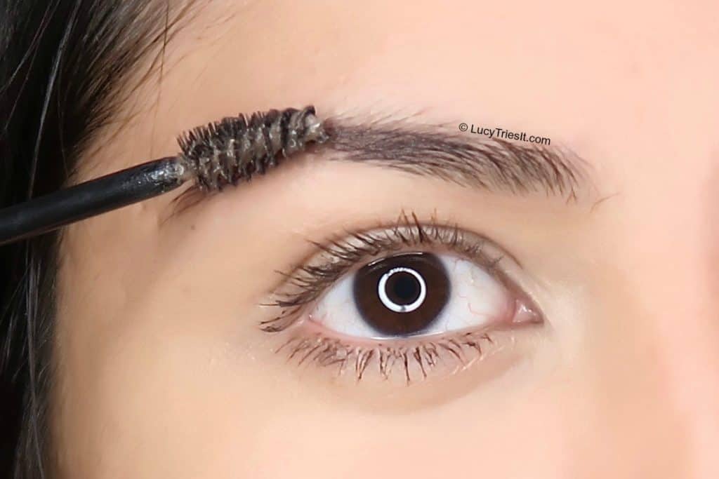 how to tame flyaway eyebrows